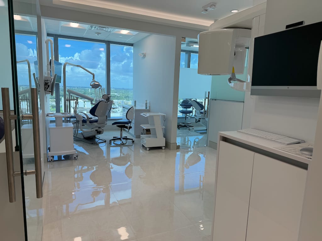 Miami, FL - General - New practice Start-Up, Dental Office for Lease — Miami, FL, FL